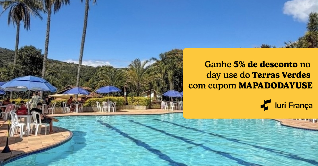 Foto da piscina do Terras Verdes. Na lateral tem um texto escrito "Ganhe 5% de desconto no day use do Terras Verdes com cupom MAPADODAYUSE"